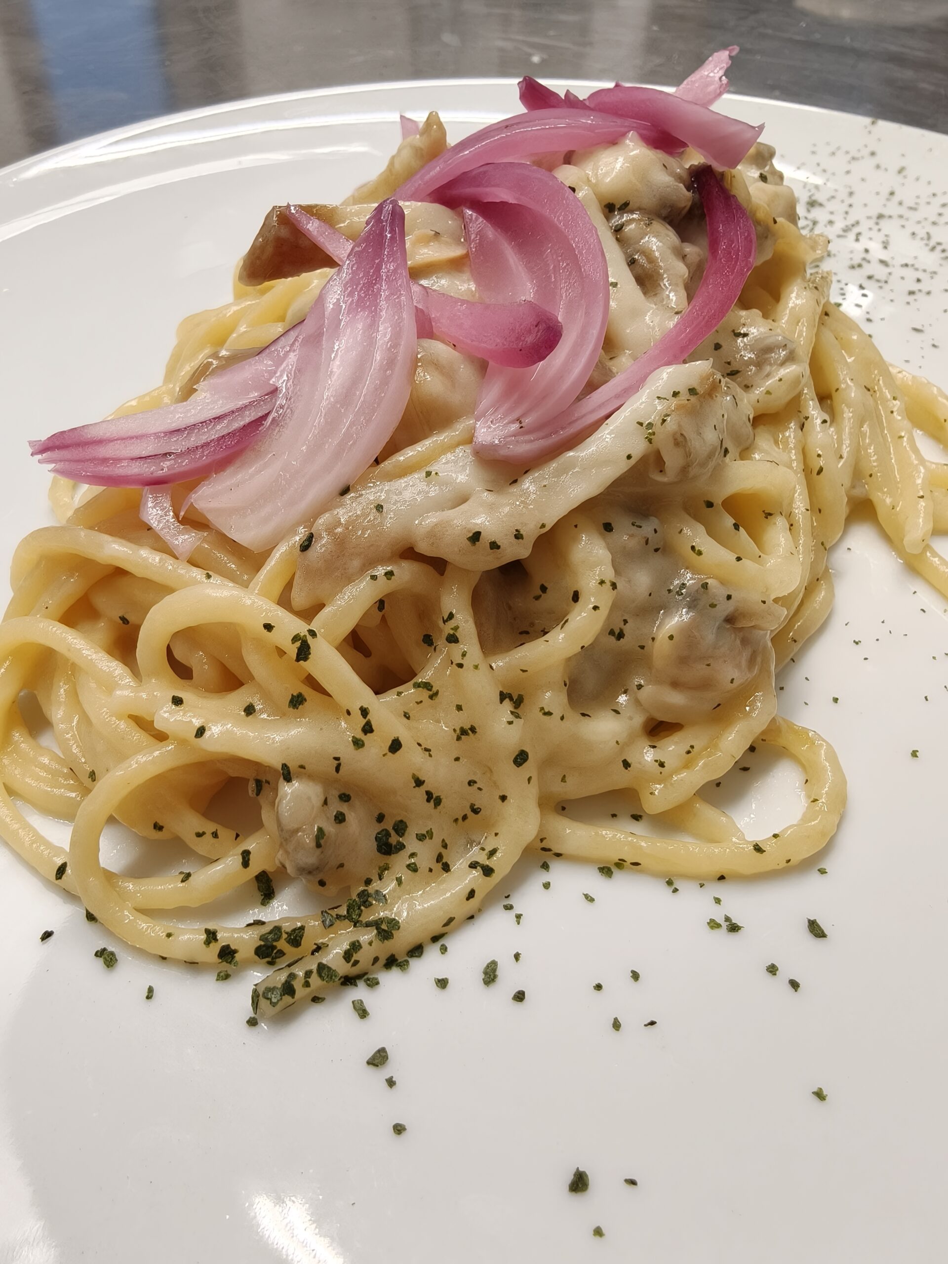 Spaghettone - Primi - Amabile sezione menu home page